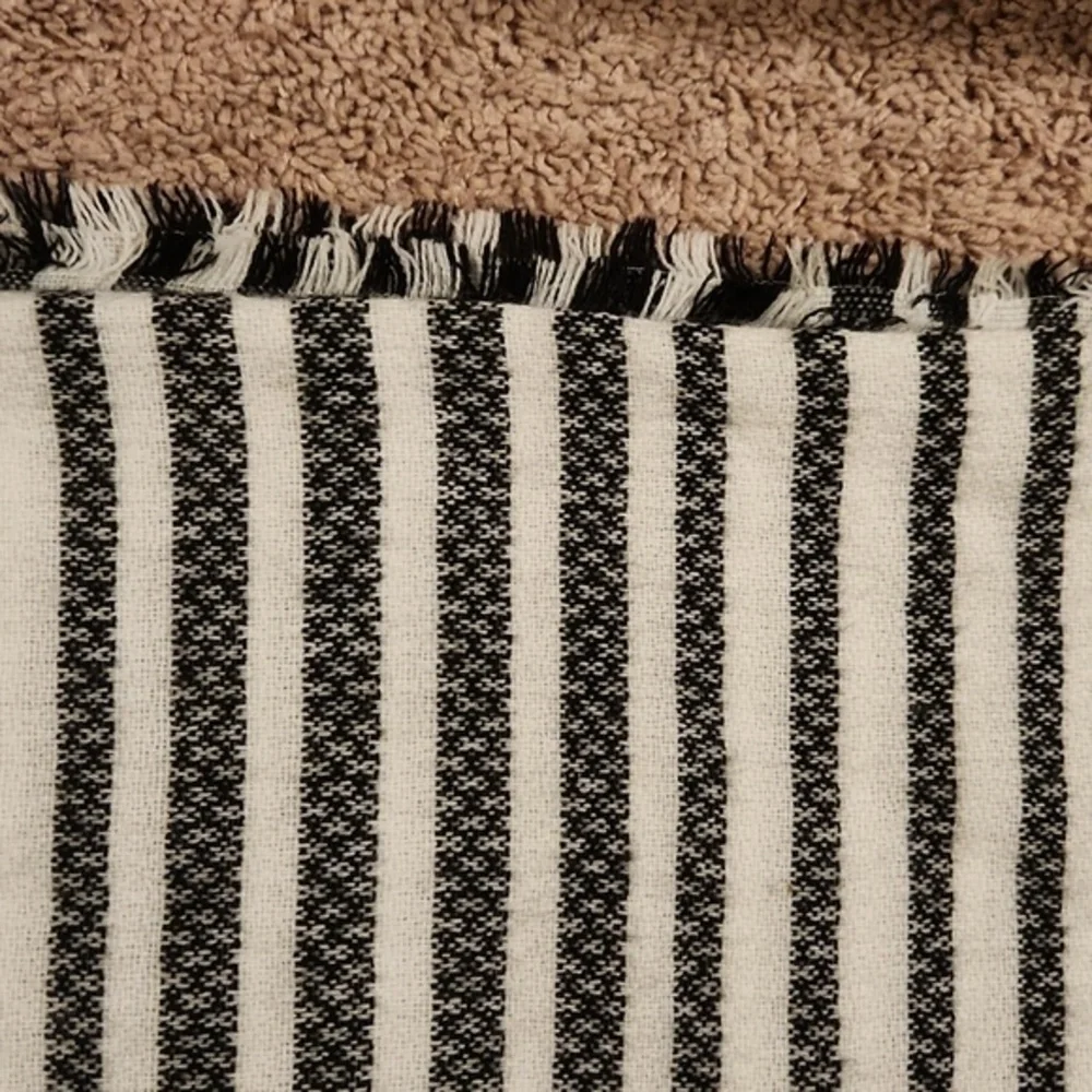 Striped Frill Scarf